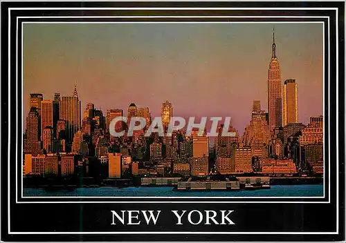 Moderne Karte New york city gleaming west side skyline at sunset