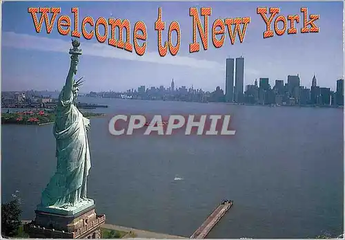 Cartes postales moderne New York The Statue of Liberty with the lower Manhattan