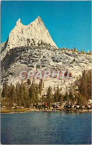 Cartes postales California Cathedral Peak Yosemite National Park