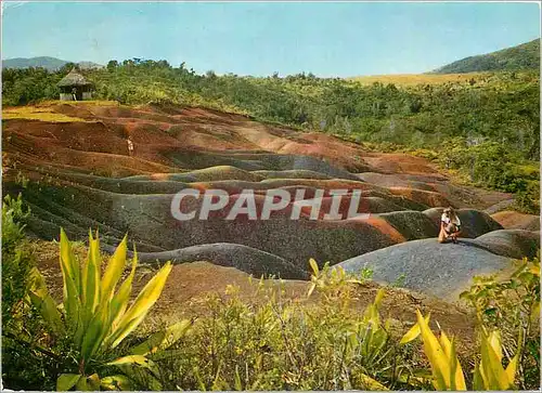 Cartes postales moderne Ile Maurice Terres de couleurs a Chamarel
