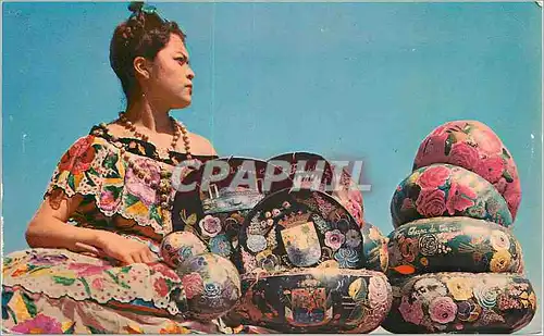 Cartes postales moderne TYPICAL DRESS AND LACQUER PIECES CHIAPA DE CORSO CHIAPAS MEXICO