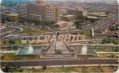 Cartes postales moderne The overpasses at the Monument to the Races MEXICO