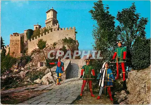 Cartes postales moderne REPUBBLICA Dl S. MARINO la forteresse avec  arbaletriers Militaria