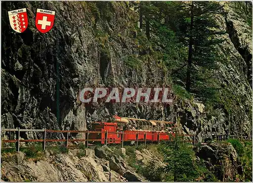 Cartes postales moderne Valais Suisse Au barrage du Grand Emosson Valais C H Un passage du petit train dans les rochers