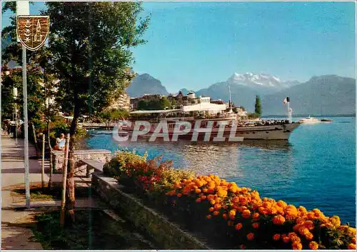 Cartes postales moderne Montreux Les quais fleuris et le bateau salon Montreux Die bluehenden Kais und das Salonschiff M