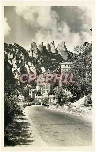 Cartes postales moderne Montserrat Abside de la Basilica y picus de Sta Magdalena