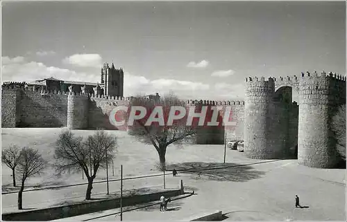 Cartes postales moderne Avila Murallas y Catedral Murailles et Cathedrale Postal Madrid Reproduccion