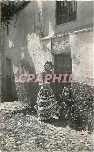 Cartes postales moderne Granada Gitana del Albacin Gitane de l Albacin Gitan Gitane Folklore