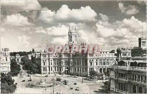 Cartes postales moderne Madrid Plaza de la Cibeles y Palacio de Comunicaciones Place de la Cybele et le Palais de la Pos