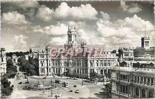 Cartes postales moderne Madrid Plaza de l Cibeles y Palacio de Comunicaciones Place de la Cybele et Palais de la Poste e