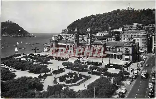 Cartes postales San Sebastian Parque de Alderdi Eder y Ayuntamiento Parc d Alderdi Eder et Hotel de Ville Madrid