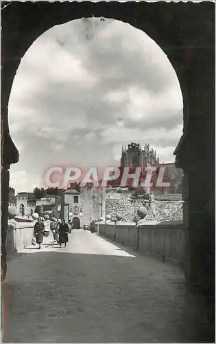 Cartes postales moderne Toledo Puente de San Martin Pont de Saint Martin Ediciones Garcia Garabella Zaragoza Prohibida l