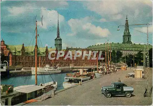 Moderne Karte Copenhagen The Stock Exchange and Christiansborg Palace seen from Havnegade