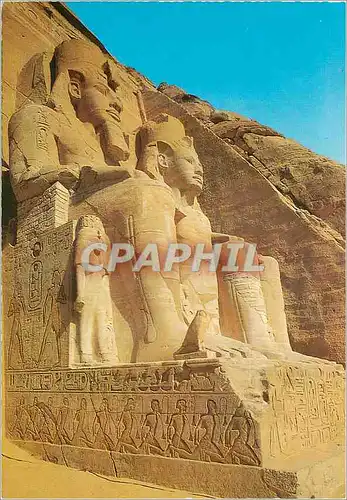 Cartes postales moderne Abu Simbel Les statues de Ramses devant le grand temple