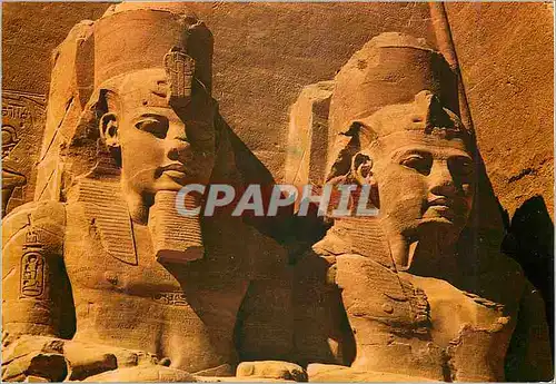 Cartes postales moderne Abou Simbel Temple of Ramses ii Partial view of the Gigantic statues