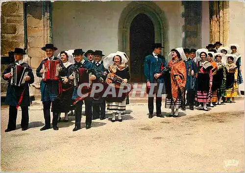 Cartes postales moderne Folklore Limousin Danseurs et Menetriers de l Eglantino do Lemouzi Le cortege