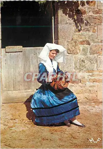 Cartes postales moderne Limousin La Jeune Fille et sur Vieille vous invitent a la carse