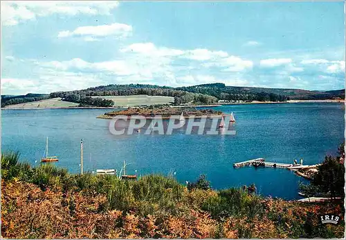 Cartes postales moderne Le Limousin Pittoresque Entre Peyrat Le Chateau et Royere Le Lac Vassivieres L isle aux Serpents