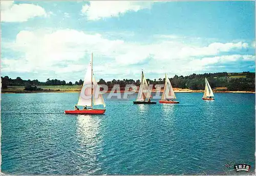 Cartes postales moderne Le Limousin Pittoresque Entre Peyrat le Chateau et Royere Le Lac de Vassivieres Les Regates Bate