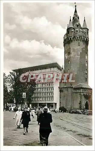 Cartes postales moderne Frankfurt aM Eschenheimer Turm mit Bayer Haus