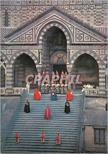 Cartes postales moderne Amalfi La Cathedrale Costumes historiques de la Republique d Amalfi