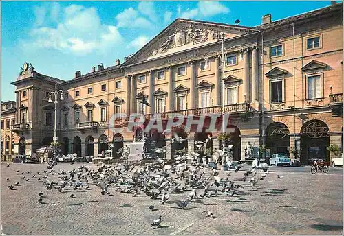 Cartes postales moderne Roman Place E Chanoux et Hotel de Ville