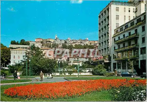 Cartes postales moderne Bergamo Place de la Republique