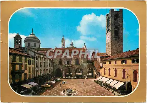 Cartes postales moderne Bergamo Ville Superieure Vieille Place Hotel de Ville