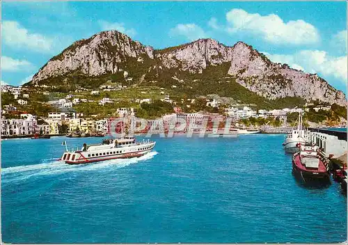 Cartes postales moderne Capri Panorama de Marina Grande Bateaux