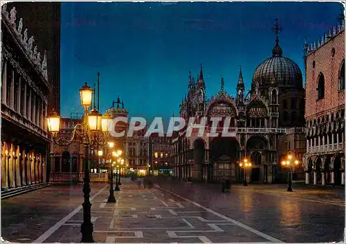 Cartes postales moderne Venezia Saint-Marc La petite place De nuit