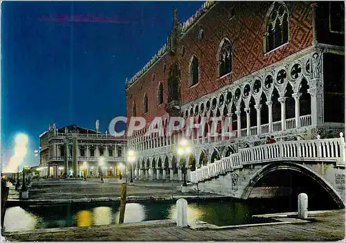 Cartes postales moderne Venezia Palais Ducal de nuit