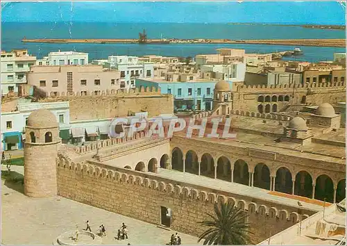 Cartes postales moderne Sousse (tunisie) la mosquee et le port