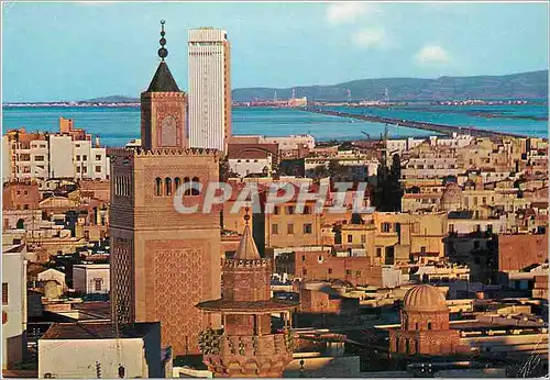 Cartes postales moderne Tunis mosquee zitouna et hotel africa