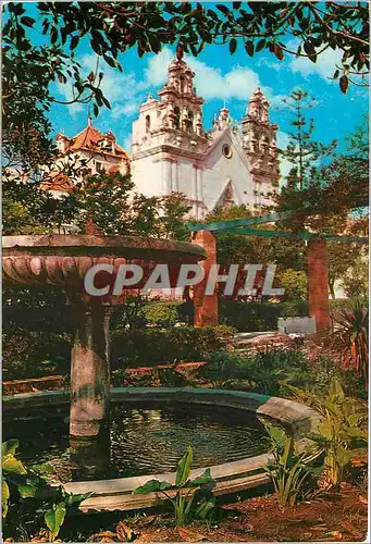 Cartes postales moderne Cadiz Allee du Marquis de Comillas et eglise du Carmen