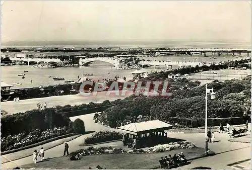 Cartes postales moderne Promenade Gardens and Lake Southport