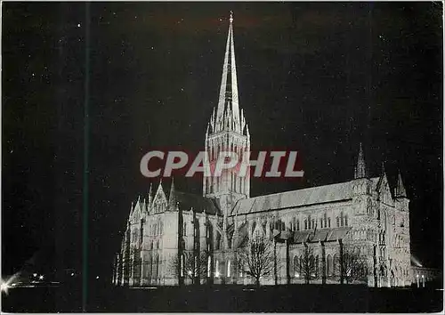 Cartes postales moderne Salisbury Cathedral by Floodlight