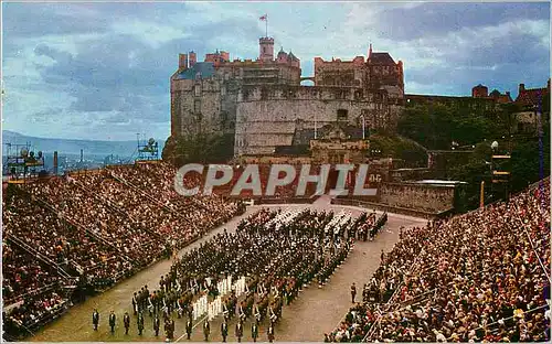 Cartes postales moderne Edinburgh The Tattoo and Edinburgh Castle Militaria