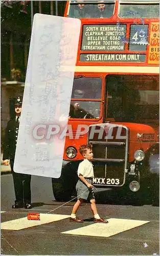 Moderne Karte Policeman on Point Duty London Police Autobus