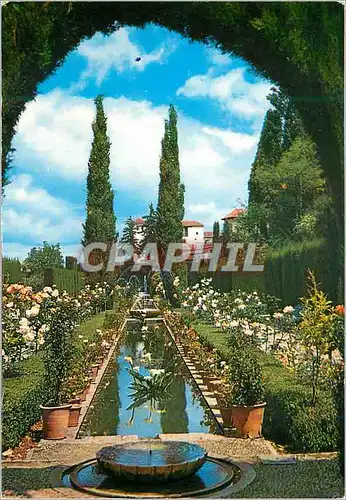 Cartes postales moderne Granada Generalife Vue generale de l Estuaire dans les Jardins Inferieurs