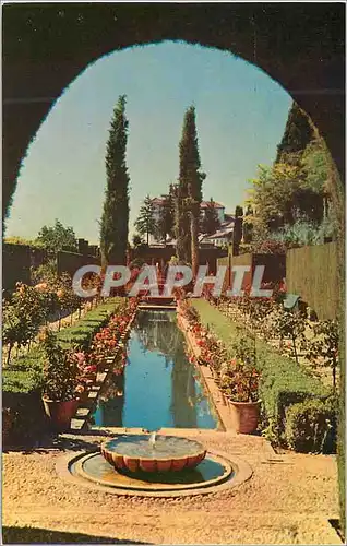 Cartes postales moderne Granada Generalife Ria jardins en contre bas