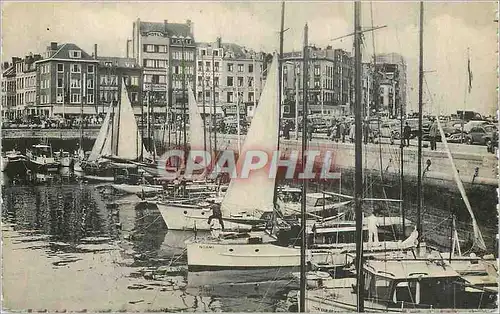 Cartes postales moderne Ostende Bassin Quai des Pecheurs Bateaux