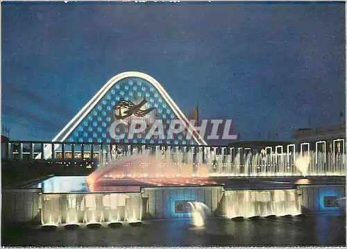 Cartes postales moderne Exposition Universelle de Bruxelles Facade du Grand Palais et Fontaine la nuit