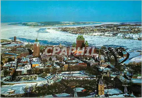 Cartes postales moderne Quebec Une vue partielle de Quebec de la pointe de Levis et de l'Ile d'Orleans en Hiver