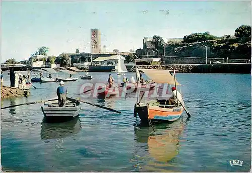 Cartes postales moderne Rabat Le Bou Regreg et la tour Hassan