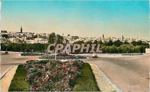 Cartes postales moderne Meknes rond point ameur vue sur la medina