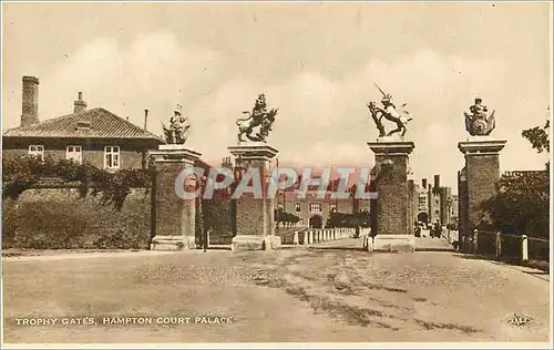 Cartes postales Trophy gates hampton court palace