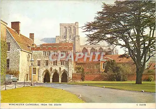 Cartes postales moderne Winchester Cathedral From The South