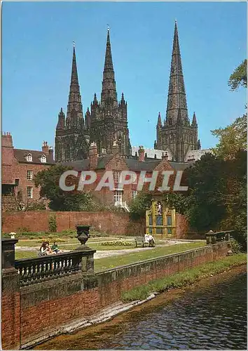 Cartes postales moderne Lichfield Cathedral the Three Spires