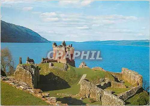 Cartes postales moderne Urquhart Castle from the south Inverness-shire