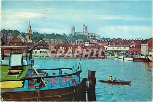 Cartes postales moderne Lincoln Cathedral from Brayford Water